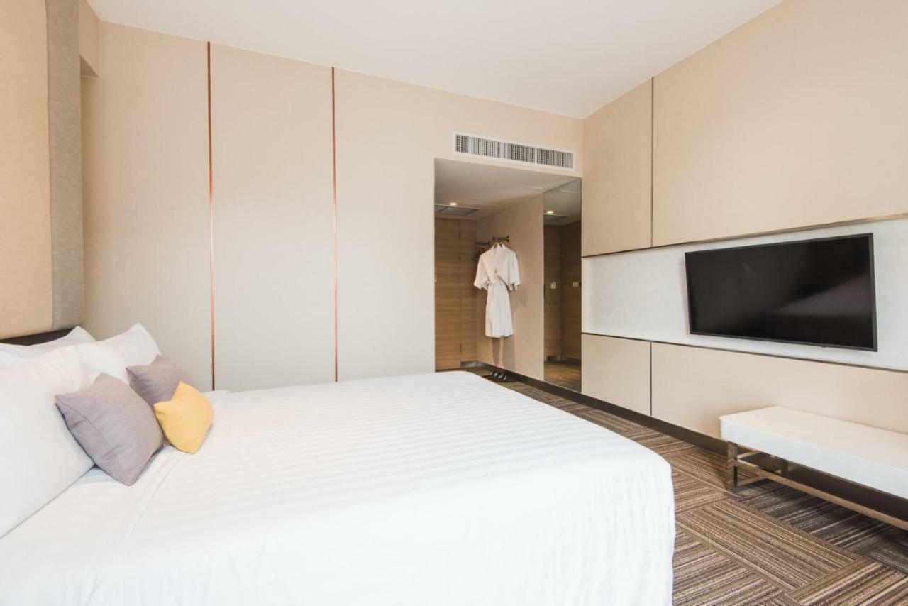 Twothree A Homely Hotel - Sha Extra Plus Bangkok Dış mekan fotoğraf