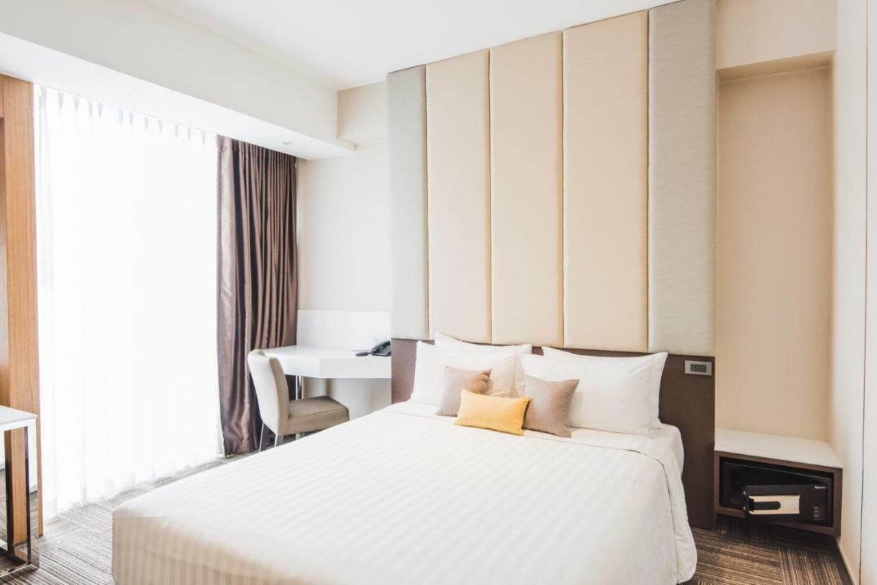 Twothree A Homely Hotel - Sha Extra Plus Bangkok Dış mekan fotoğraf