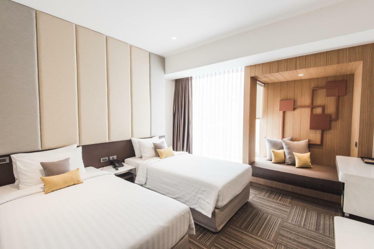 Twothree A Homely Hotel - Sha Extra Plus Bangkok Dış mekan fotoğraf